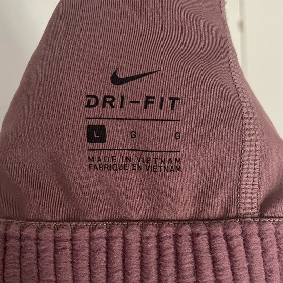 Nike “Dri Fit” Sports Bra - Picture 3 of 3